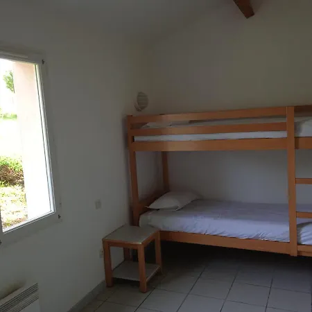 Olydea Le Lambon - Prailles-la-couarde Kompleks wypoczynkowy 3*